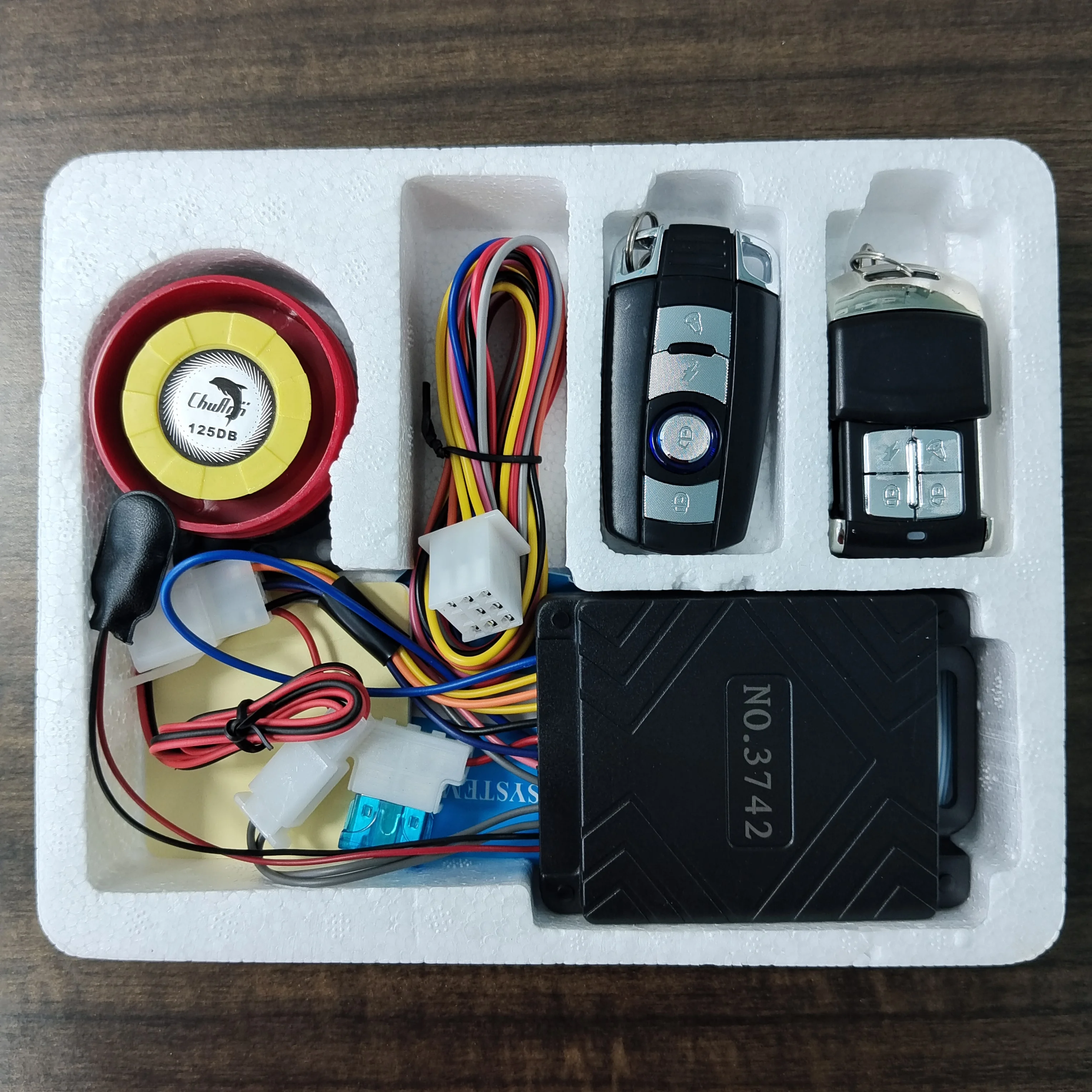 Hot Anti-theft Security  Electric Remote Motorcycle Alarm System Lock With 2 Controllers High Sensitivity