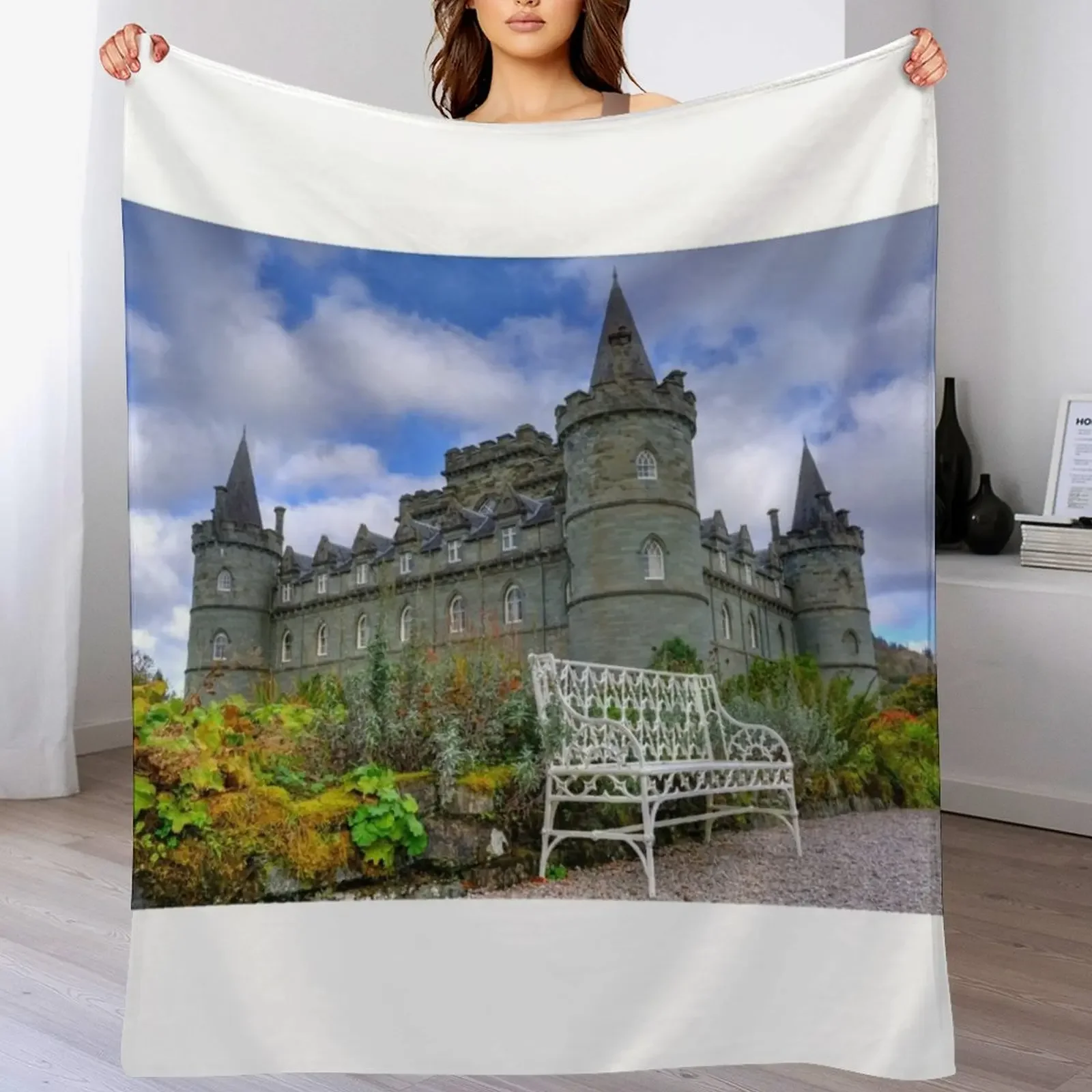 Inveraray Castle, Argyll, Scotland Throw Blanket Stuffeds Designers christmas decoration Hairys Blankets