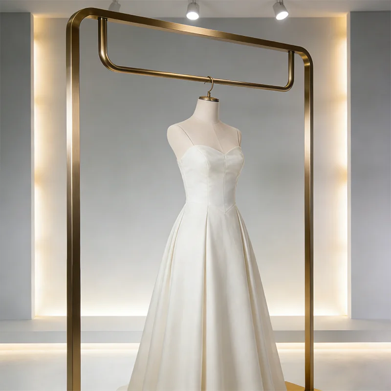 Custom Gold Lady Wedding Dress Garment Display Stand Metal Hanger Rack Furniture for Bridal Store