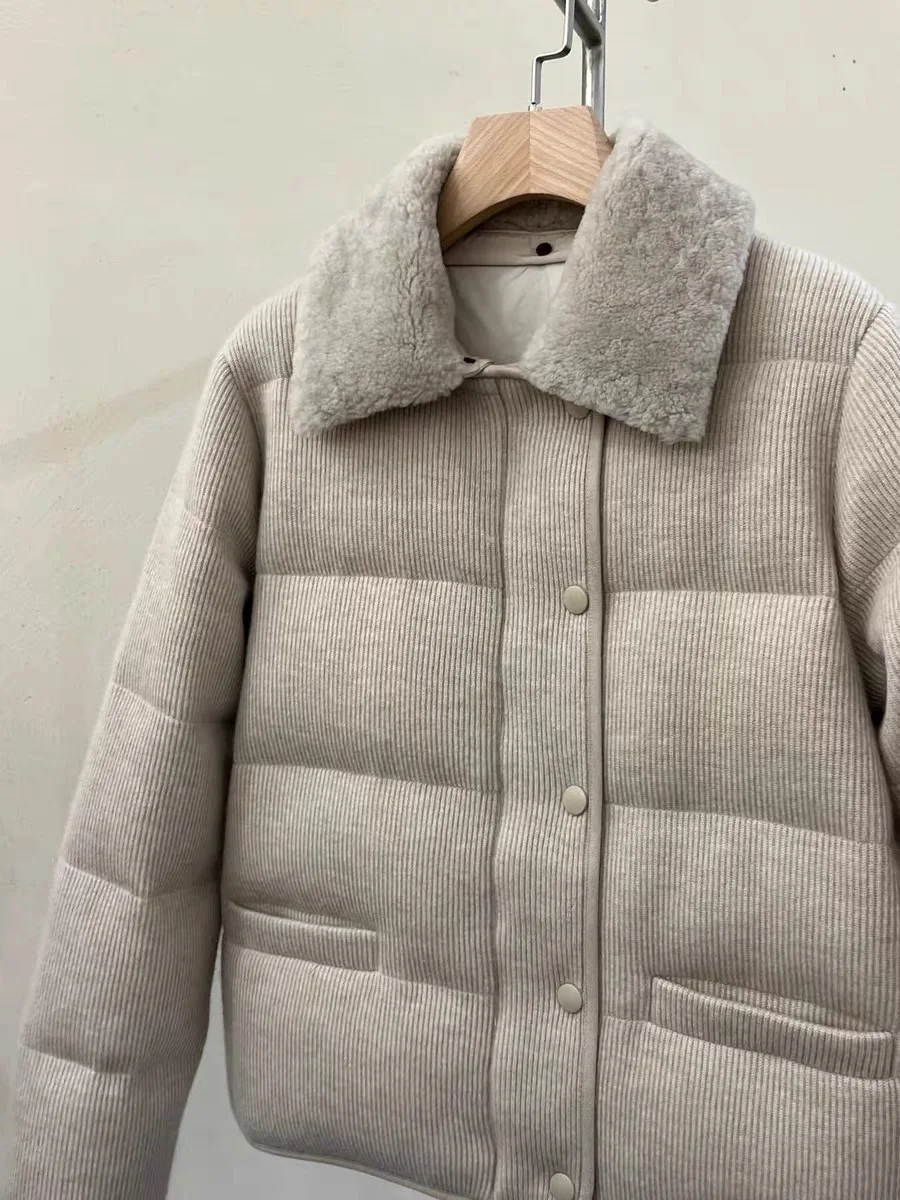 Luxurious knitted goose down jacket made of cashmere