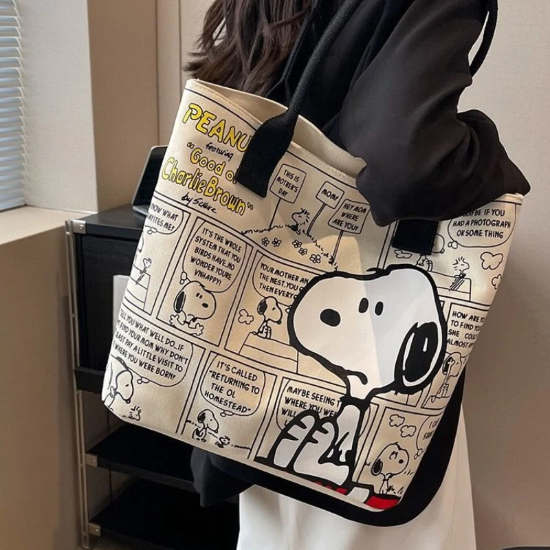 

Fashionableand Versatile Large Capacity Shoulder Bag for Women New Cartoon Snoopy Mommy Portable Versatile One-shoulder Tote Bag