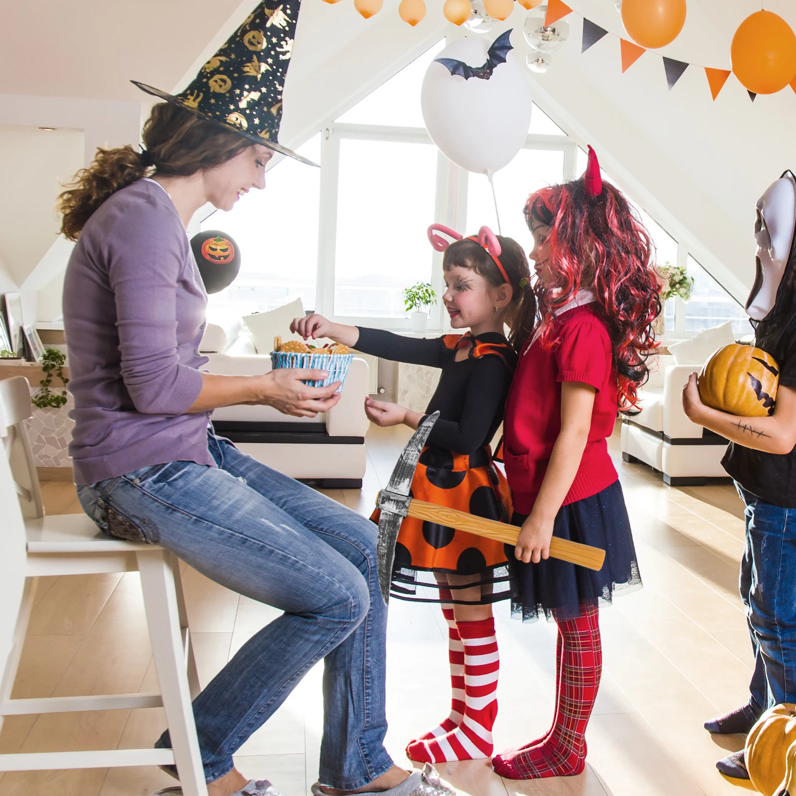 

3pcs Pickaxe Prop Plastic Simulation Tool For Halloween Party Performance Scene Adornment Fake Pickaxe Photography Accessories