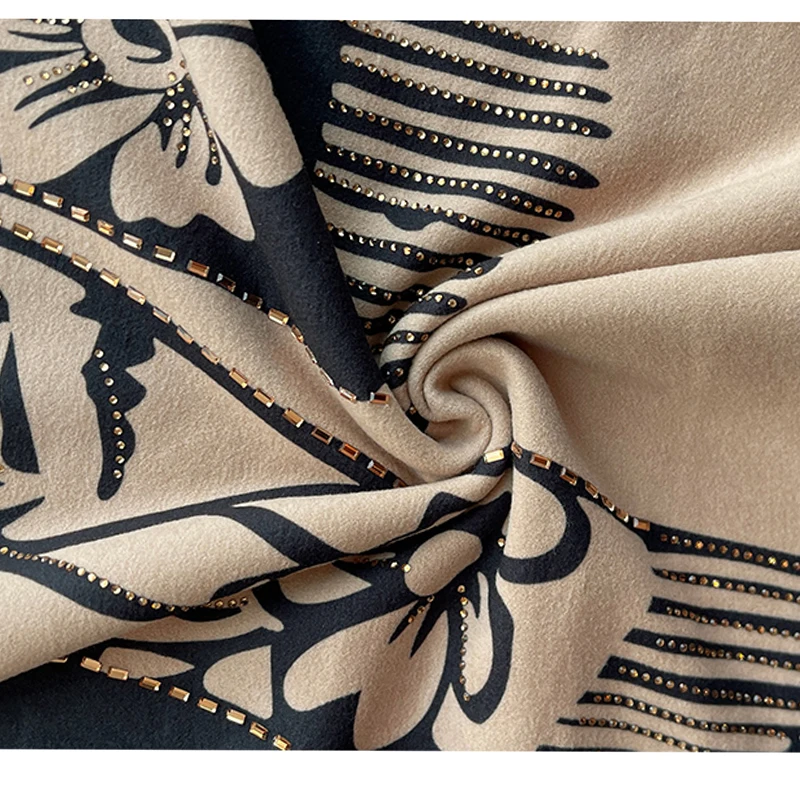 เสื้อยืดขนแกะสไตล์ยุโรป MadBlack-Women, คอเต่าลายเพชรสุดเซ็กซี่, เสื้อยืดแฟชั่นแขนยาวทรงเข้ารูป ไซส์ S-3XL, คอลเลคชั่นฤดูใบไม้ร่วง 2025 รุ่น T5N284CC