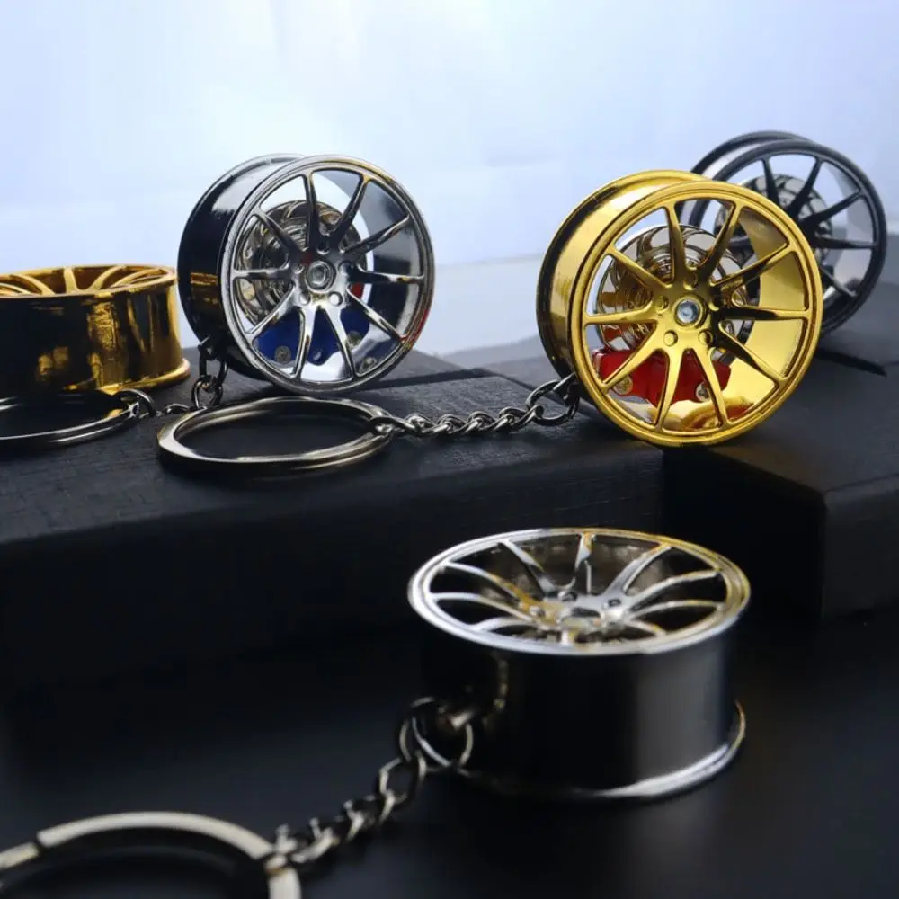 Rotatable Wheel Hub Key Chain 3D Zinc Alloy Wheel Hub&Brake Keychain Funny Fidget Toy Car Accessories Keychain Car Key