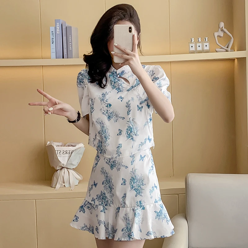 

Summer New Chinese Style Cheongsam Set - Elegant Qipao Top & Short Skirt 2-Piece Outfit for Women