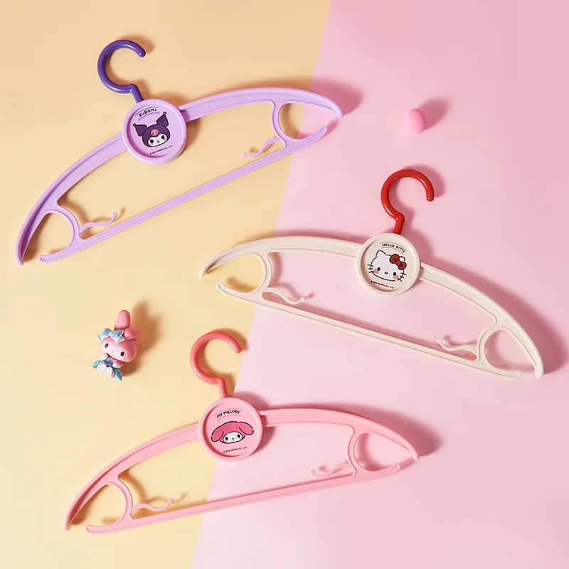 5 uds Kawaii Sanrio tendedero balcón encantador Hello Kitty productos para el hogar niñas plástico antideslizante estudiantes dormitorio percha de ropa