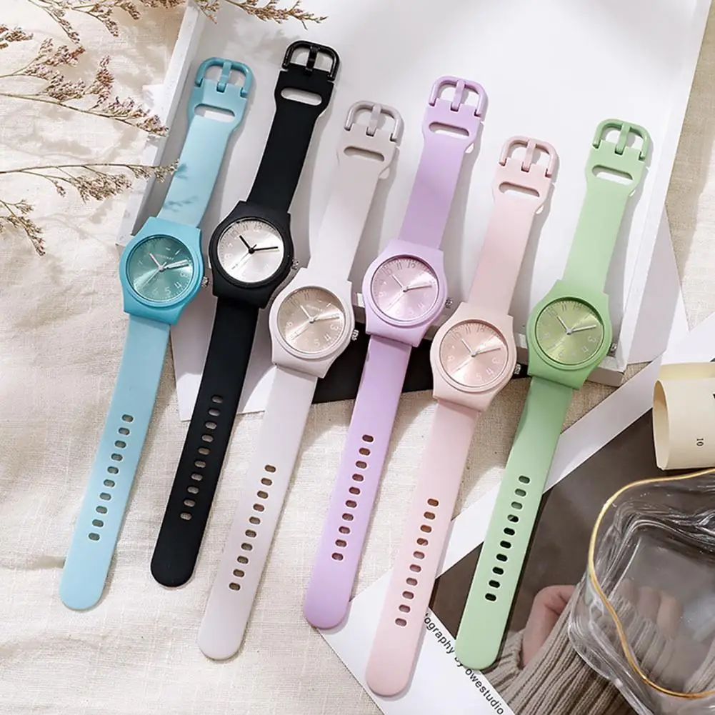 Women Watch Round Dial Candy Color Silicone Strap Quartz Movement Ladies Girls Casual Wristwatch Fashion Jewelry Birthday Gift