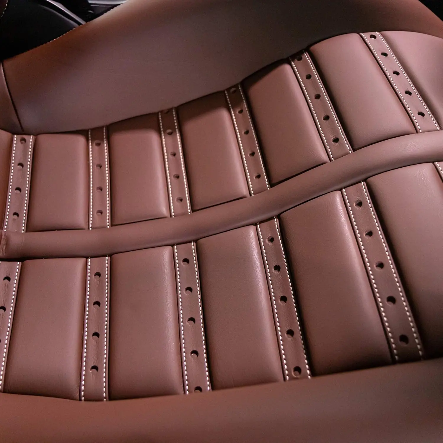 Leather Shield EVO 50 ml Keramikbeschichtung für Leder Alle Lederpolsterungen Schützt vor Schmutz Flüssigkeitsabweisend Autoinnenraum UV-Schutz – Detail 7