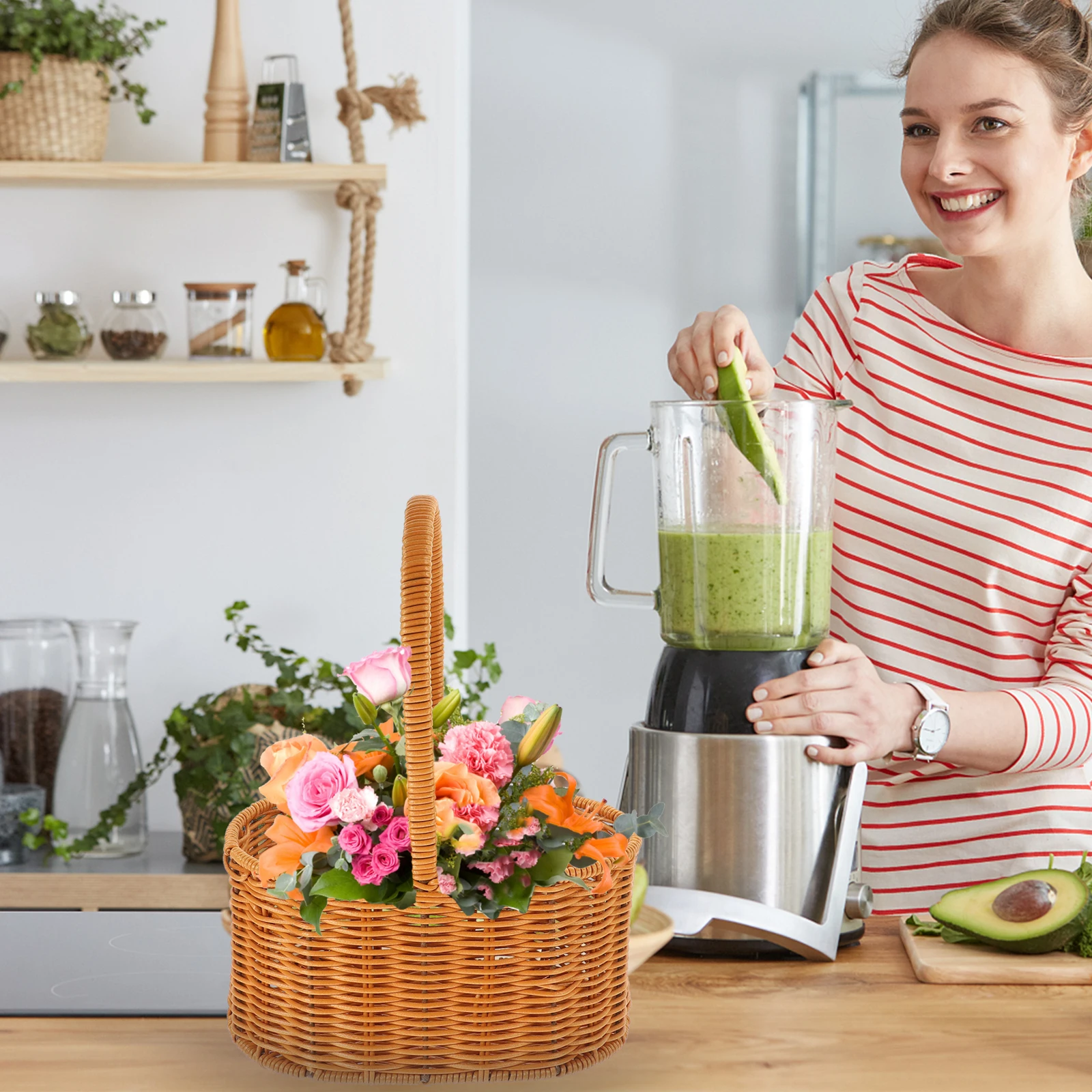 

Woven Flower Basket Handmade Storage Basket with Tassel Decor Suitable for Gift Picnic Fruit Daily Supplies Portable Decorative