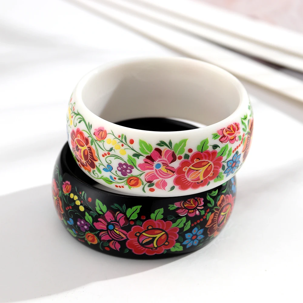 Retro-Armreif mit buntem Blumenmuster aus Acryl für Damen, Boho-Harz-Armband im Ethno-Stil, chinesisches Schmuckgeschenk – Detail 3