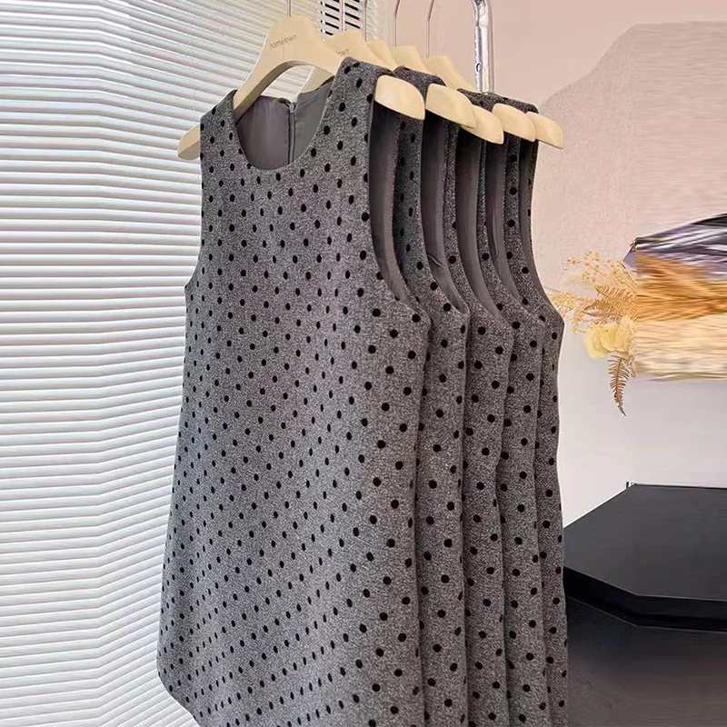 

2024 fashion vest skirt gray black and white polka dot woolen straight tube tank top skirt birthday dress for women