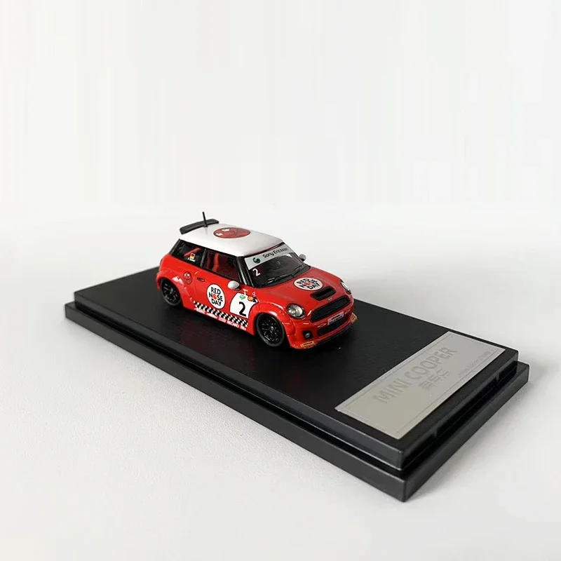 BSC 1:64 Model Car Mini Cooper LBWK Alloy Die-cast Vehicle - Red Nose Coating