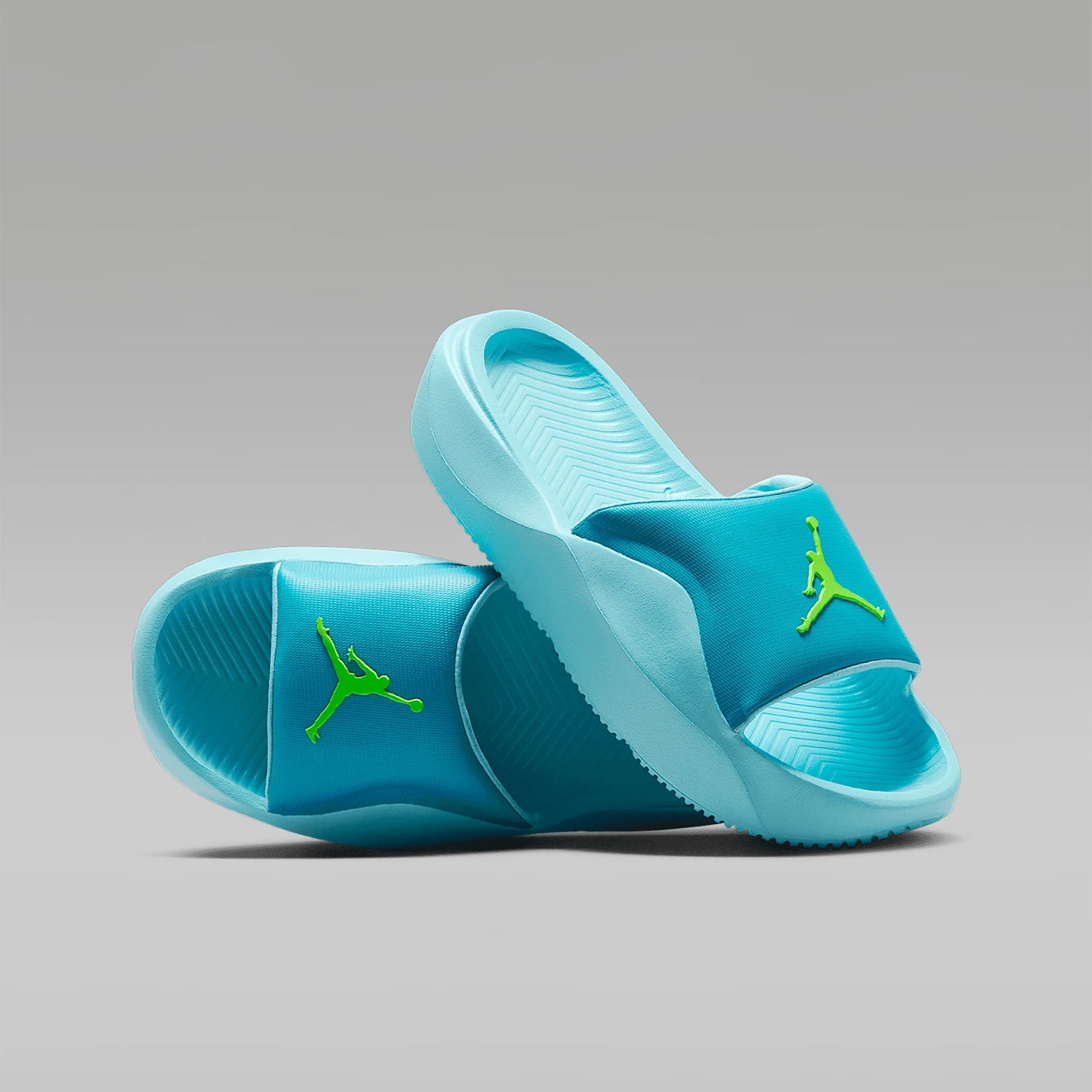 

Модные легкие женские и детские тапочки Nike JORDAN GS HF4490-400