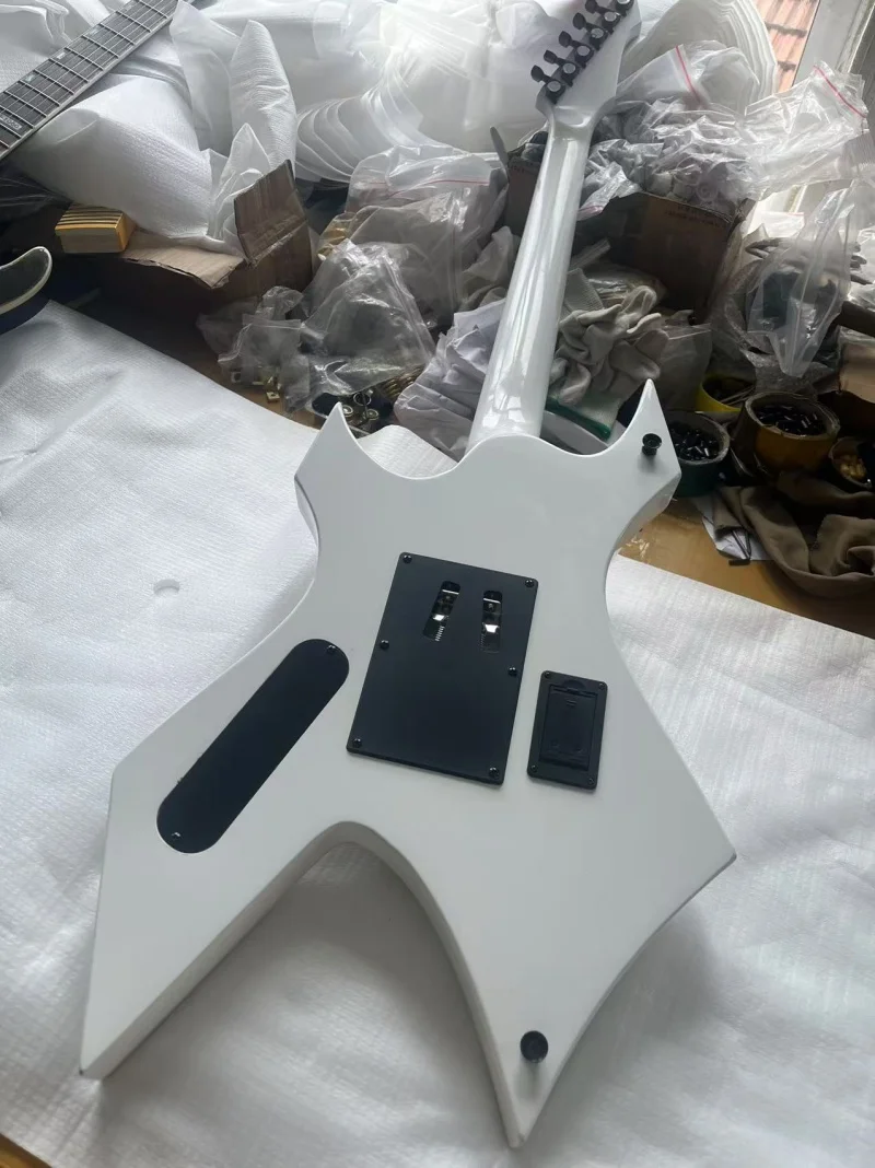 White 6-string special shape electric guitar,Rosewood fingerboard,Black hardware,Floyd rose bridge,Free delivery view 4