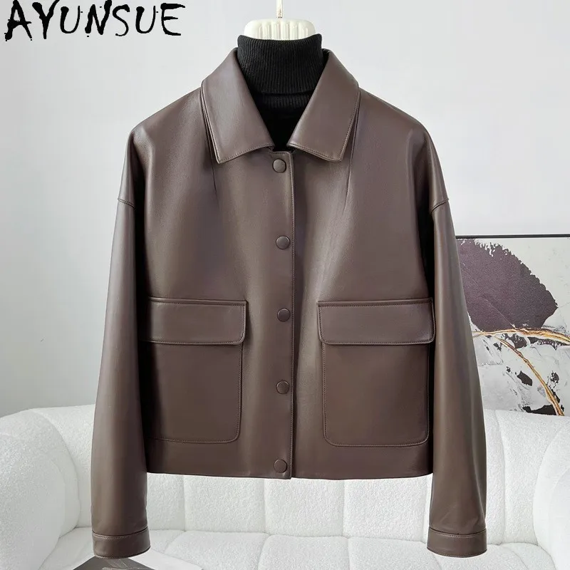 سترة من الجلد الطبيعي للنساء من AYUNSUE لعام 2025 سترات نسائية من جلد الغنم الأسود ملابس ربيع الخريف ملابس كوسهوها Жеenca