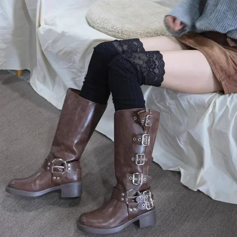 Sokken Vrouwen Herfst/Winter Dij Hoge Kant Leuke Lolita Warme Kousen Zwart Wit Lange Been Sokken voor Meisje Boot accessoires