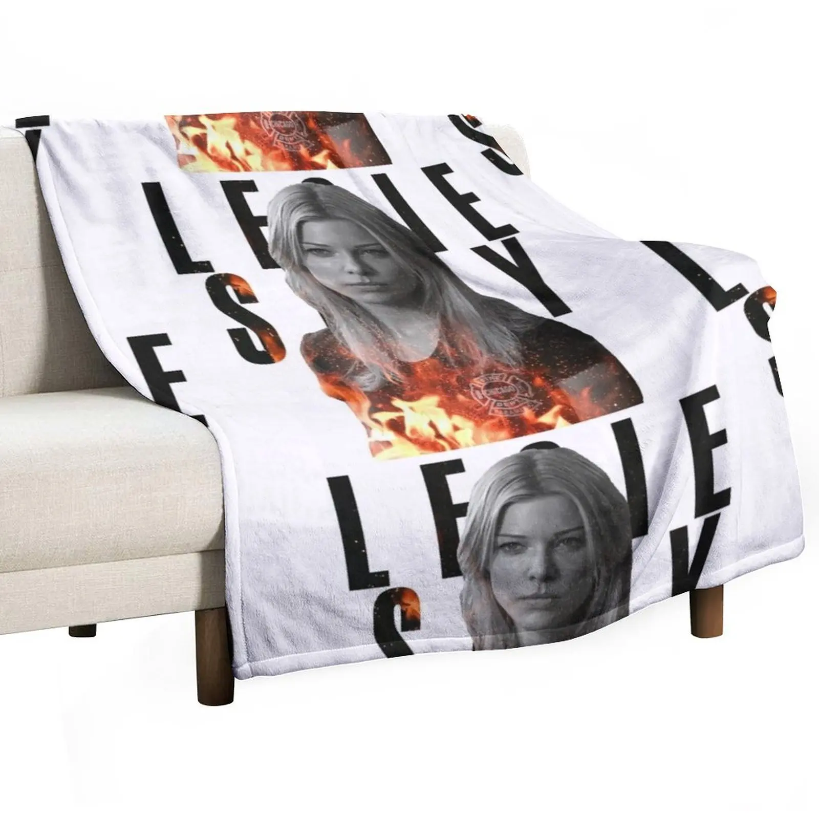 

Leslie Shay - Chicago Fire Throw Blanket Giant Sofa Sofa Kid'S Decoratives Blankets