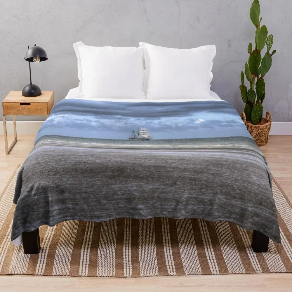 

Age Of Sailing Throw Blanket Stylish Warm Blanket for Living Room Bedroom