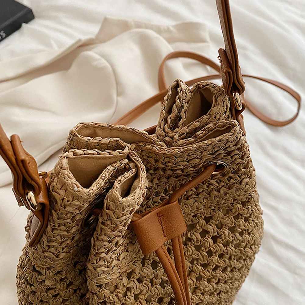 

Summer Straw Bucket Bag Adjustable Strap Straw Beach Crossbody Bags Fashion Casual Simple Portable Elegant for Weekend Vacation