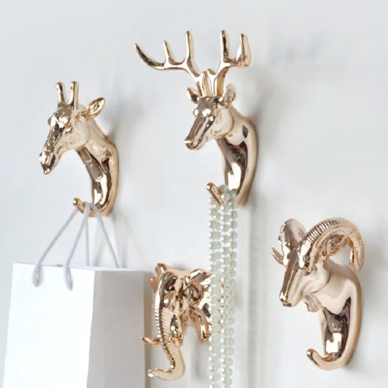 Europe Animal Shaped Hooks Deer Stags Rhino Horse Giraffe Elephant Head Wall Hanger Coat for Hat Hook Rack Holder Home Decor