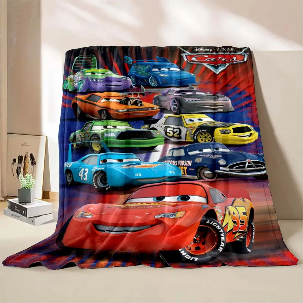 Disney Cartoon Cars coperta per bambini flanella Fluffy Soft Throw coperta da campeggio per bambini divano tiro coperta regalo di moda