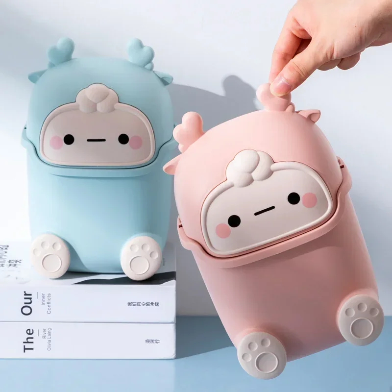 

Cute Small Waste Bin Trash Can with Lid for Bedroom Home