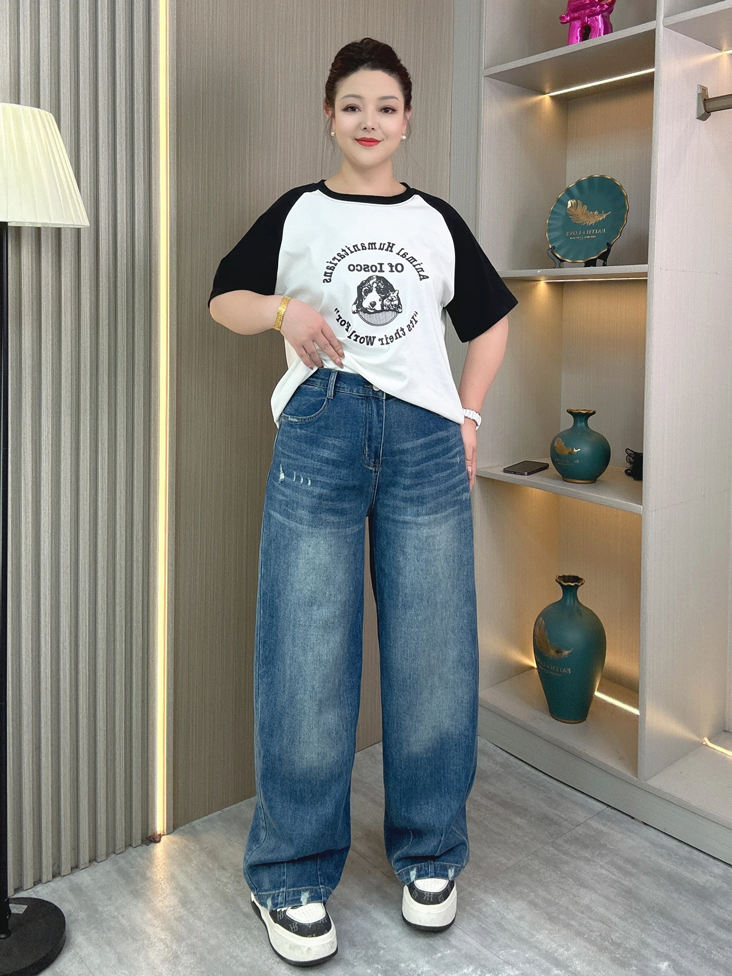 

High Waist Wide Leg Straight Cut Jeans Women plus Size Casual Loose Fitting Torn Denim Pants Spring Season Comfortable Cotton...