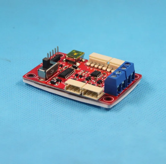 

Многофункциональный преобразователь сигналов последовательного порта USB/URAT в SM (RS485) и SCS (TTL), совместимый с Feetech FE-URT-1