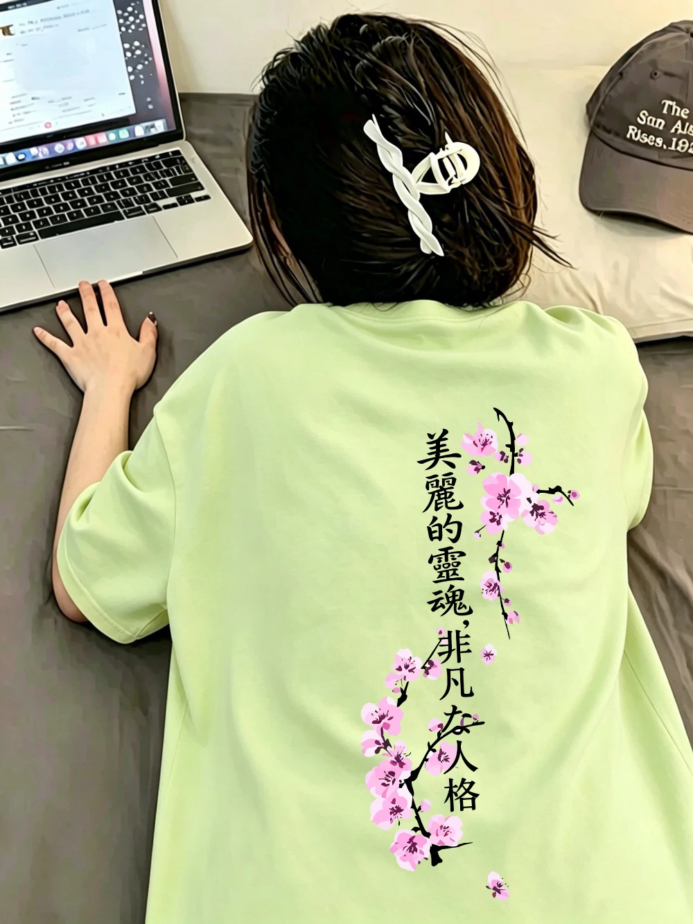 Beautiful Soul Sakura Branches Prints T-Shirts Damen-T-Shirts aus Baumwolle für den Sommer, kurzärmelig, O-Ausschnitt, übergroße Oberteile, weiche Streetwear-Kleidung – Detail 16