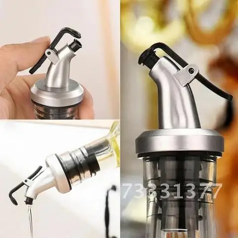 

Sprayer Olive Dispenser Liquor ABS Lock Wine Pourers Flip Top Drink Wine Stopper Leak-proof Nozzle Soy sauce spout