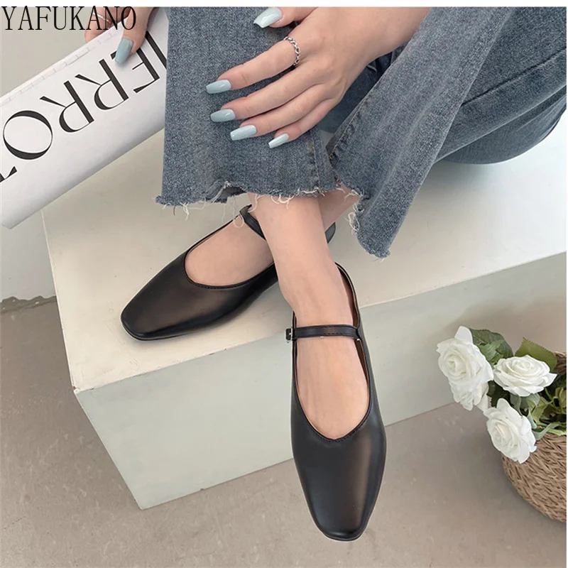 Soft Bottom Girl Flat Shoes Simple Retro Square Toe Fairy Style Gentle Single Shoes Buckle Strap Small Leather Shoes 5 Colors