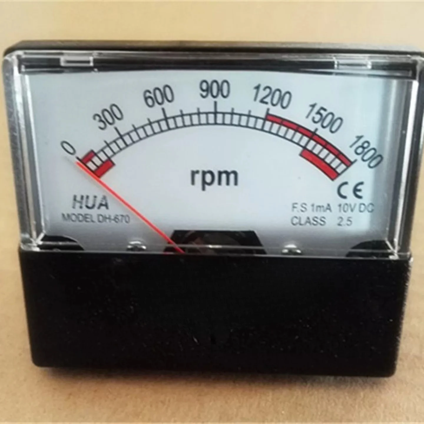 tachymetre-dh670-pour-onduleur-de-tension-dc-ac-a-aiguille-dc10v