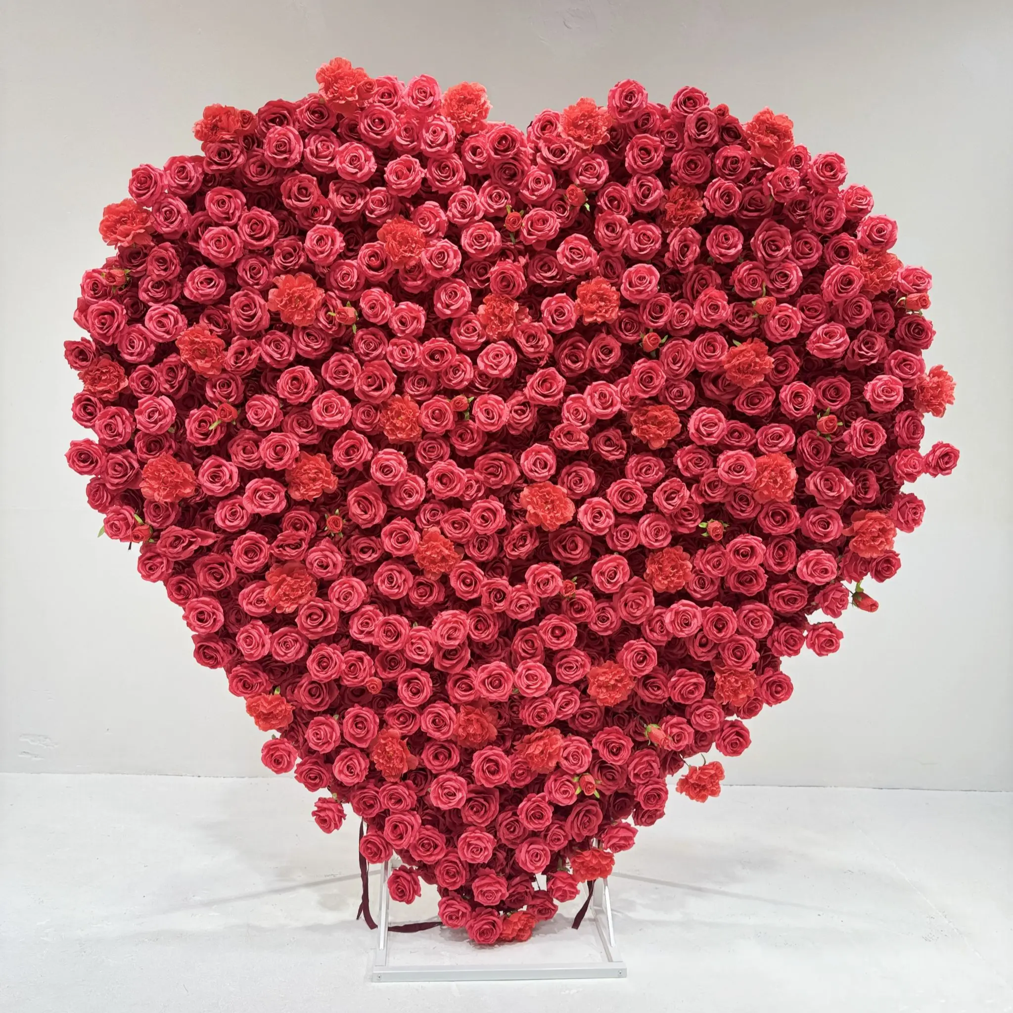 Custom And Cheap Price Artificial Flower Arch Heart-Shaped Wed Arch For Wedding Decorations