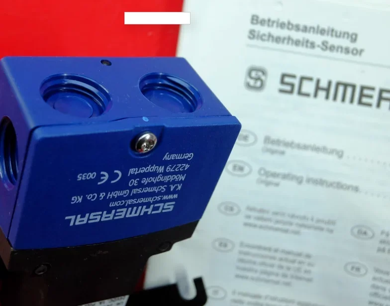 New SCHMERSAL security sensor RSS16-I1-D-CC-2982 103025819