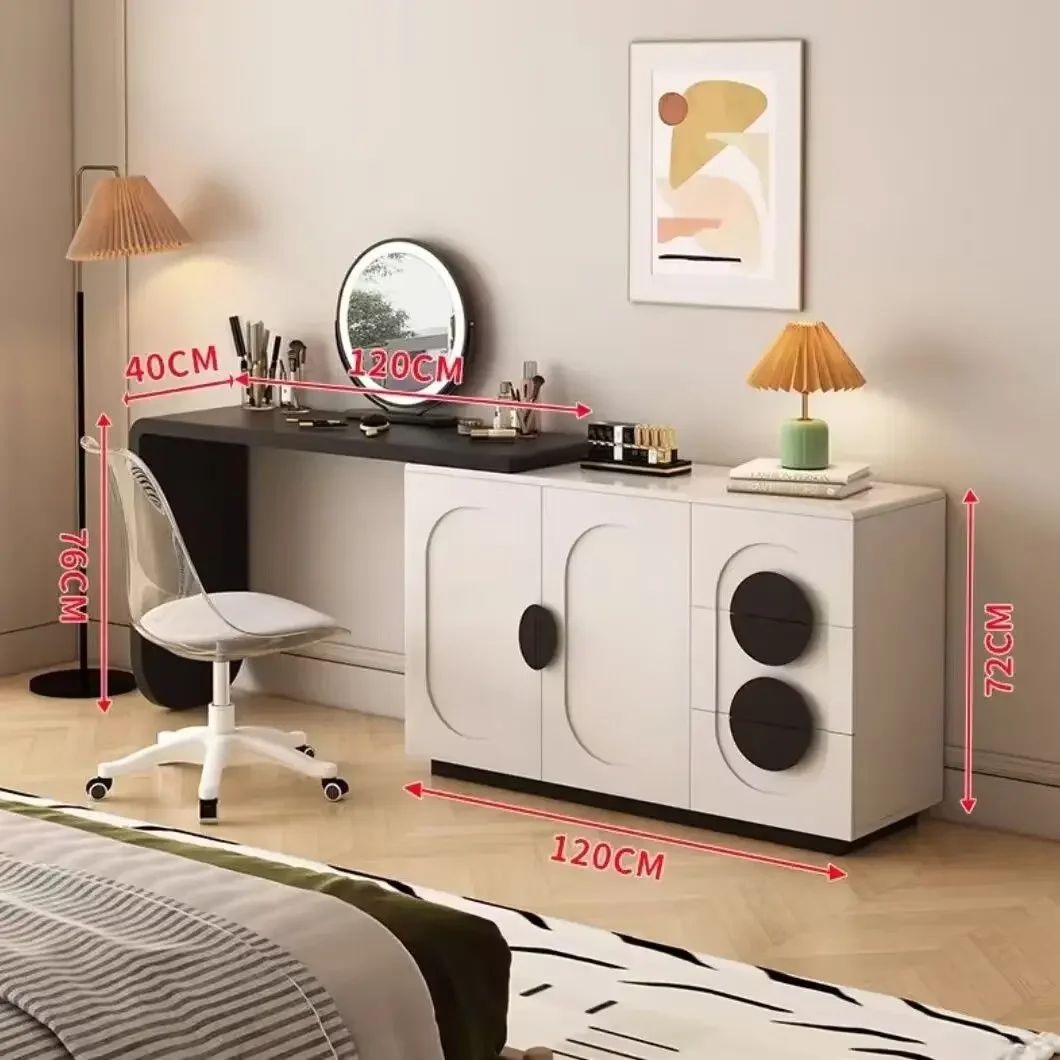 كريم الرياح، خزانة خشبية صلبة، شقة صغيرة، غرفة نوم رئيسية، غرفة نوم على الصدر، حديثة وبسيطة