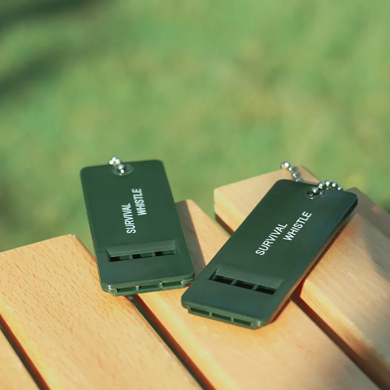 1-50 قطعة صافرة عالية ديسيبل صفارة إنقاذ المفاتيح الحكم التخييم تنزه في الهواء الطلق الطوارئ صفارة إنقاذ أدوات الإسعافات الأولية #4