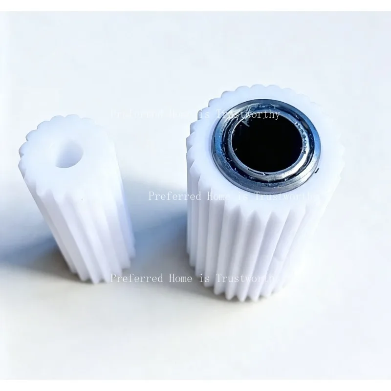 Suitable for VC008 Multi‑Needle Elastic Sewing Machine, Toothed Feed Puller Roller, Industrial Sewing Rubber Replacement Wheel