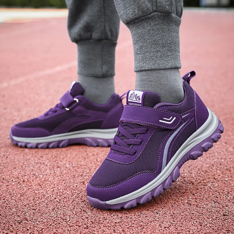 Новая повседневная спортивная обувь для пар, уличная противоскользящая сетчатая дышащая повседневная легкая прогулочная обувь для среднего и пожилого возраста