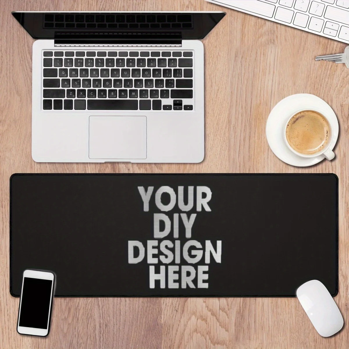 Heavy-duty rubber mouse mat. Anti-fray edges, convenient for long-hour computer use