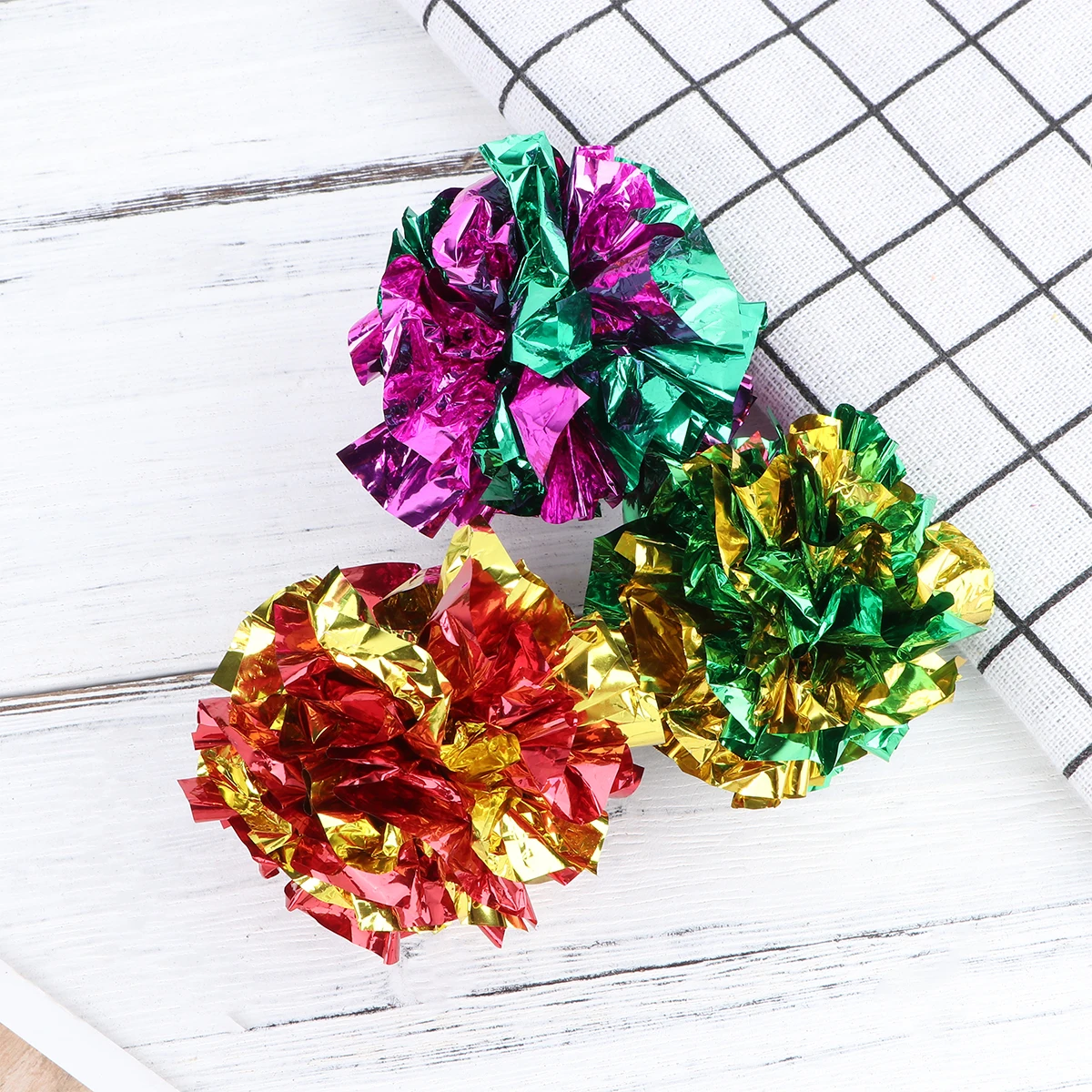 

6 Pcs Balls Toys Lightweight 1 5 Inch Chase Cat Toys Pounce Interactive Pet Cat Crinkle Balls Supplies
