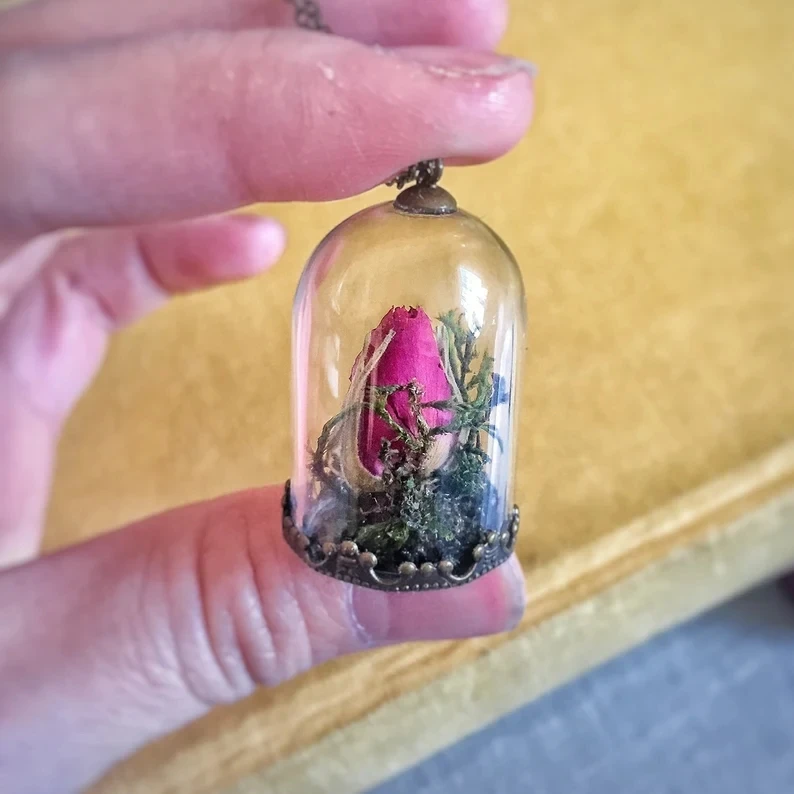 Red Rose Bud Necklace Glass dome bell jar Mori Girl Beauty Beast The Little Prince Terrarium Necklace women 2021 jewelry