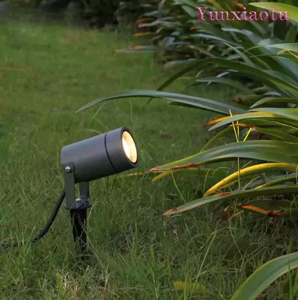 LED Landscape Spotlight Outdoor Waterproof Garden Yard Tree Light Ground Stake Lawn Villa Patio Pathway Backyard Decoration