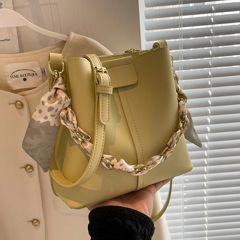 

Luxury Women New Solid Trendy Shoulder Bag Lady Leather Handbag Girl Casual High Quality Commuting Crossbody Bag Bolsas Luggage