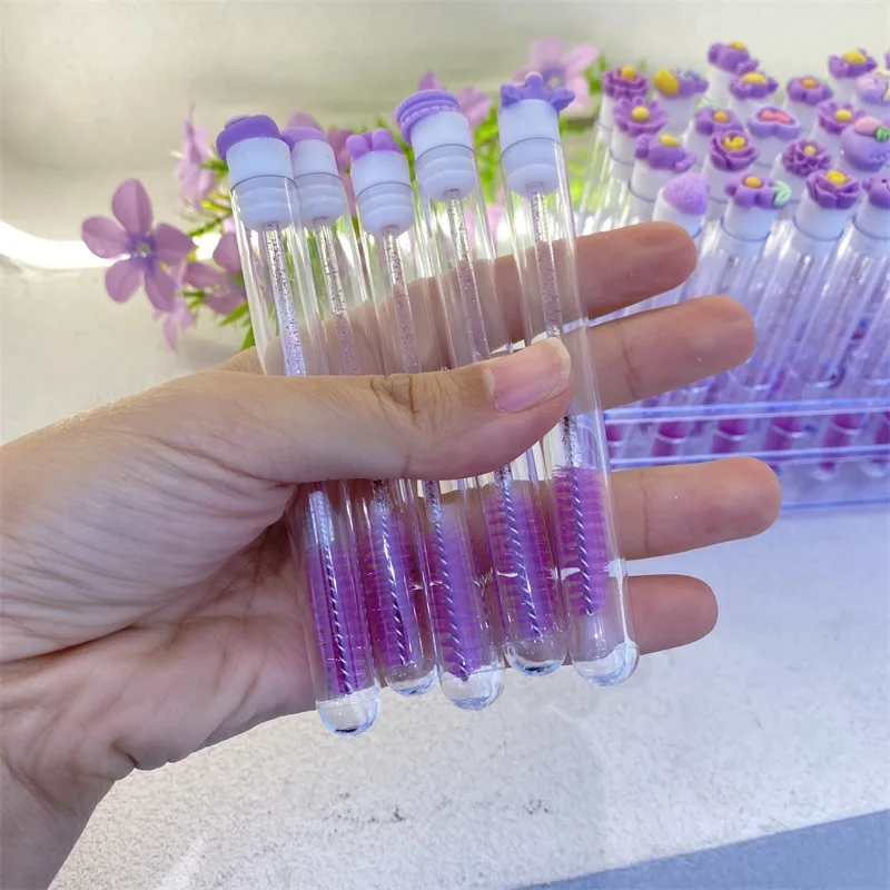 Purple Mini Cartoon Eyelash Brush with Tube Transparent Tube Independent Eyelash Brush Eyelash Beauty Comb (Shipped Randomly)