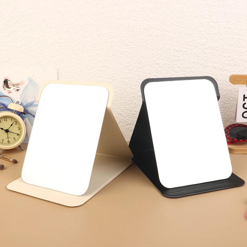 เดสก์ท็อปแต่งหน้ากระจกหนัง PU กระจกโต๊ะเครื่องแป้งแบบพกพากระจกมือพับได้กระจกขนาดกะทัดรัดน่ารักกระจกกระเป๋าสําหรับเครื่องมือการเดินทาง