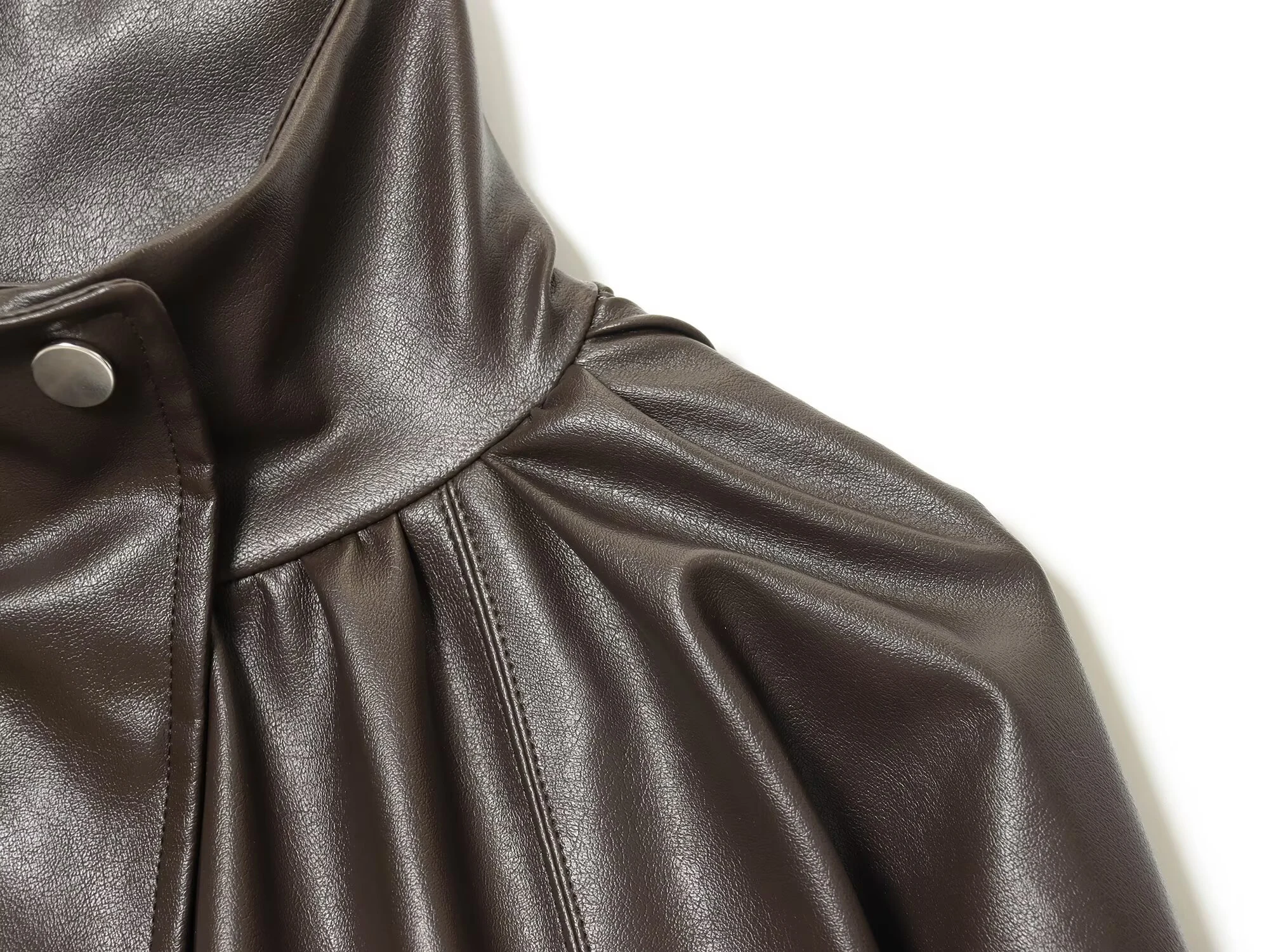 سترة طيار نسائية جديدة لشتاء 2025 على الطراز الأوروبي والأمريكي بأكمام طويلة وتأثير جلدي #4