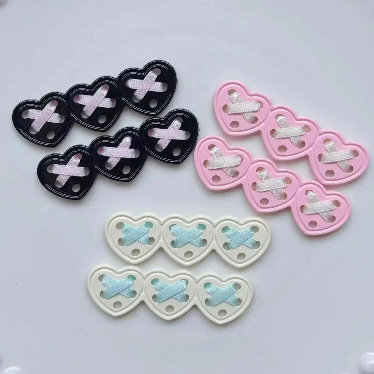 2Pcs Japanese Gothic Girl Ribbon Heart Star Patch Y2k Subculture Women Clothes DIY Deco Shoe Hat Bag Hairpin Akcesoria do szycia