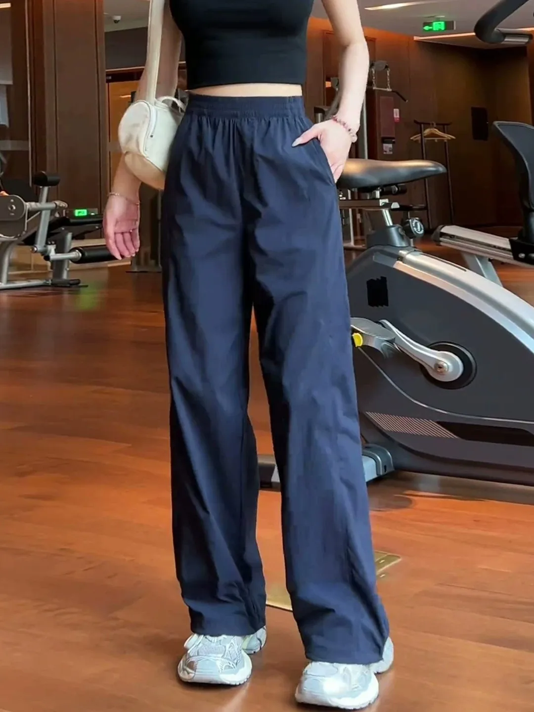 

Casual Slim Fit Summer High Waist Wide Leg Pants Women's Ice Silk Loose Trousers Thin Hanging Straight Quick Dry Outdoor Spor...