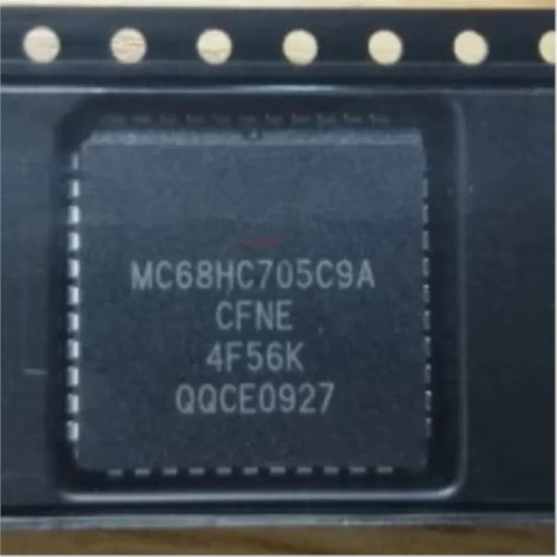 MC68HC705C9ACFNE PLCC-44 MC68HC705C9A 2 pièces