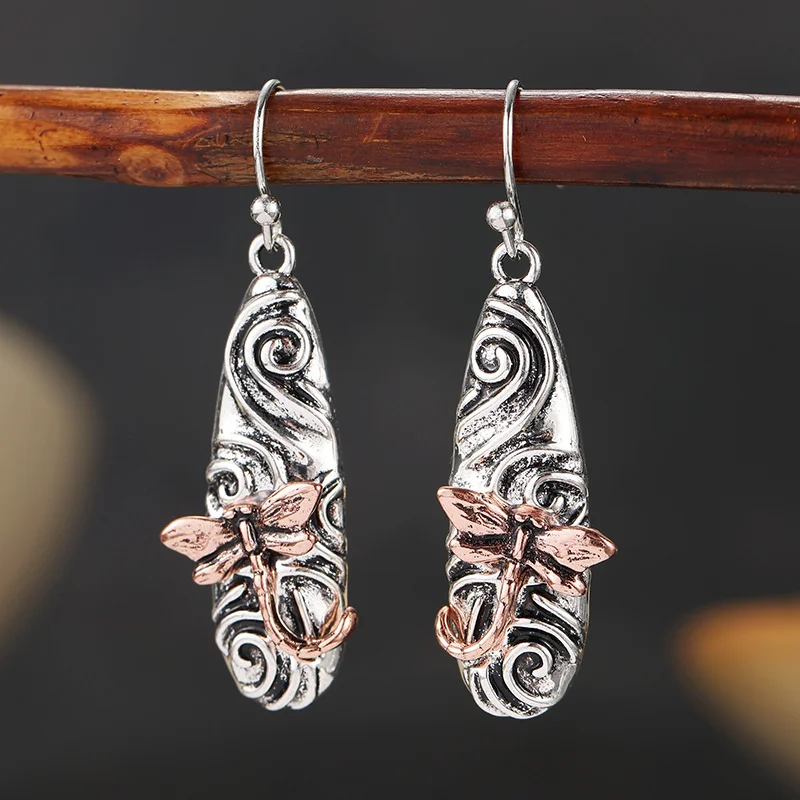 Vintage Hanging Hook Earrings Water Droplet Shaped Spiral Rolled Grass Pattern Pendant Earrings Ethnic Style Jewelry